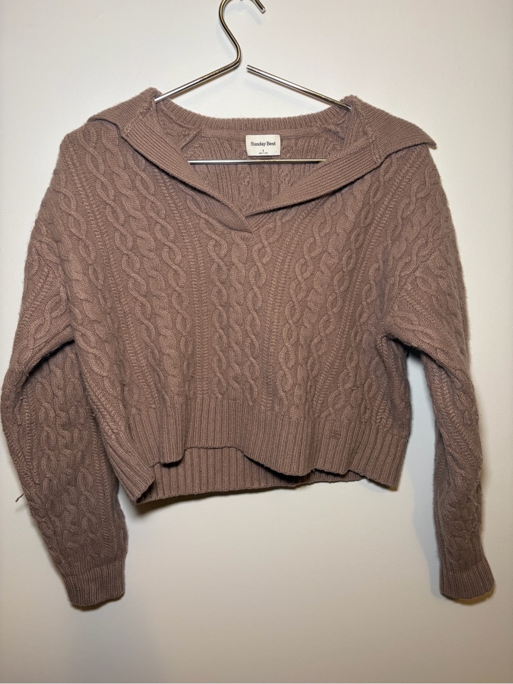 Aritzia Sunday Best cable knit sweater in mauve, size S